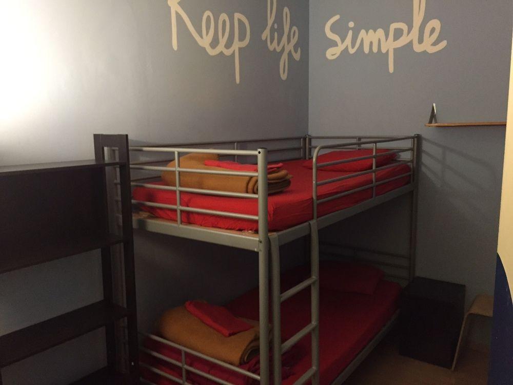 Albergue Buba House Barcelona Exterior foto A bunk bed